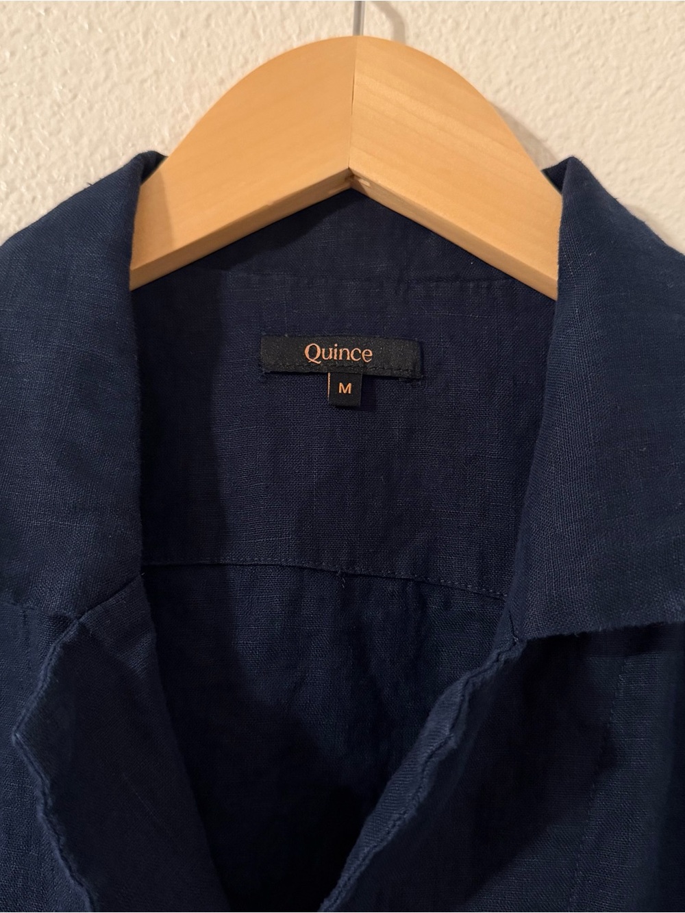 Quince Women's 100% European Linen Short Sleeve Shirt in Flax Deep Navy Medium - Picture 2 of 11